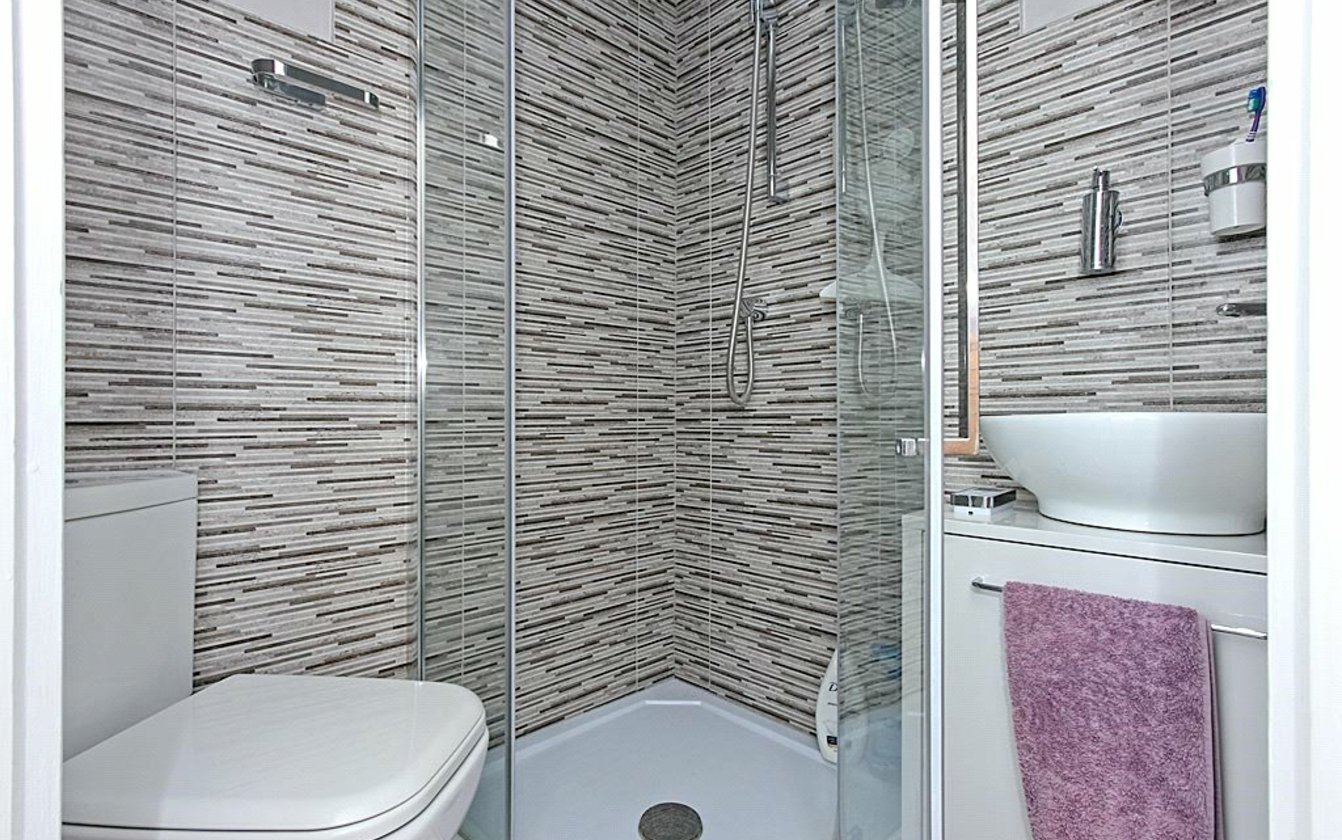 Manwood Close, Sittingbourne, Kent, ME10, 4748, image-21 - Quealy & Co