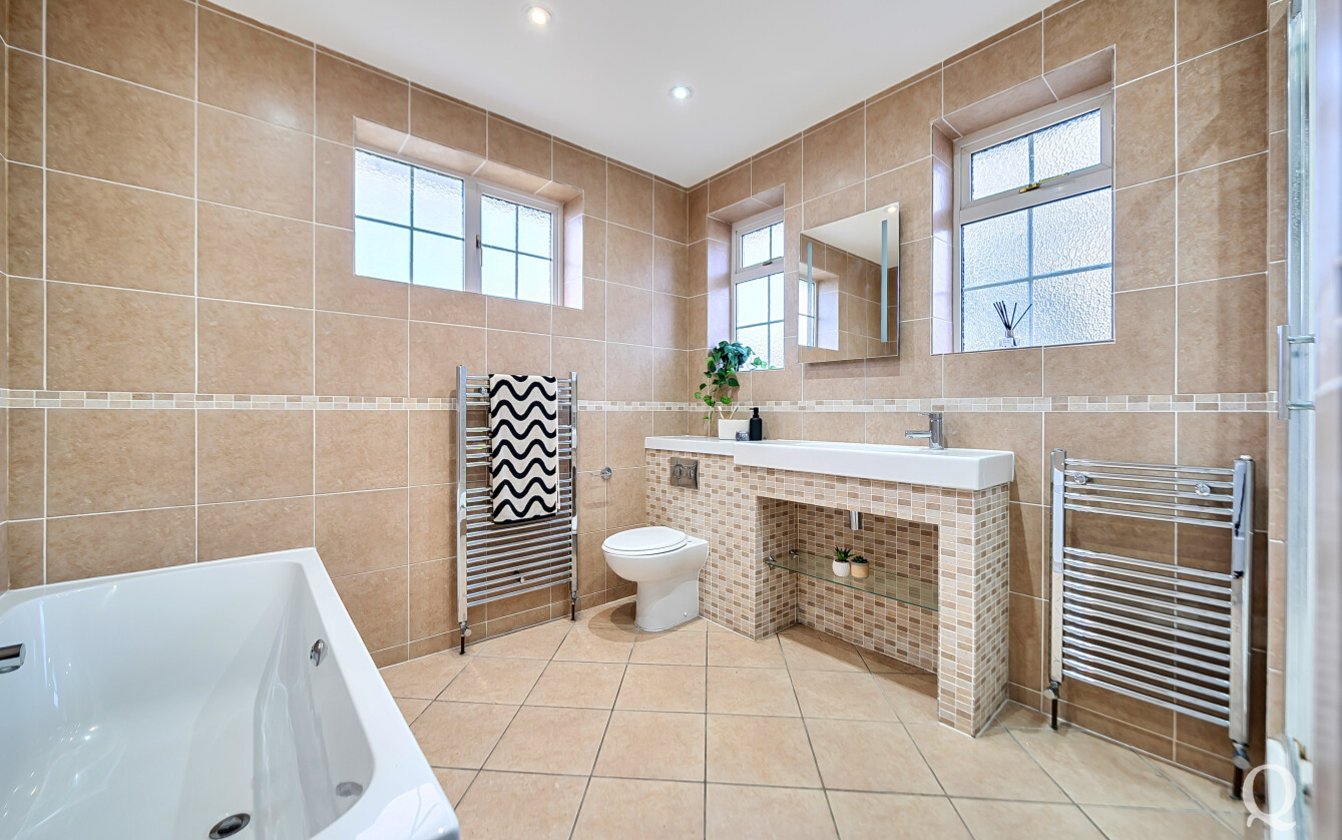 Tunstall Road, Tunstall, Sittingbourne, ME10, 4751, image-20 - Quealy & Co