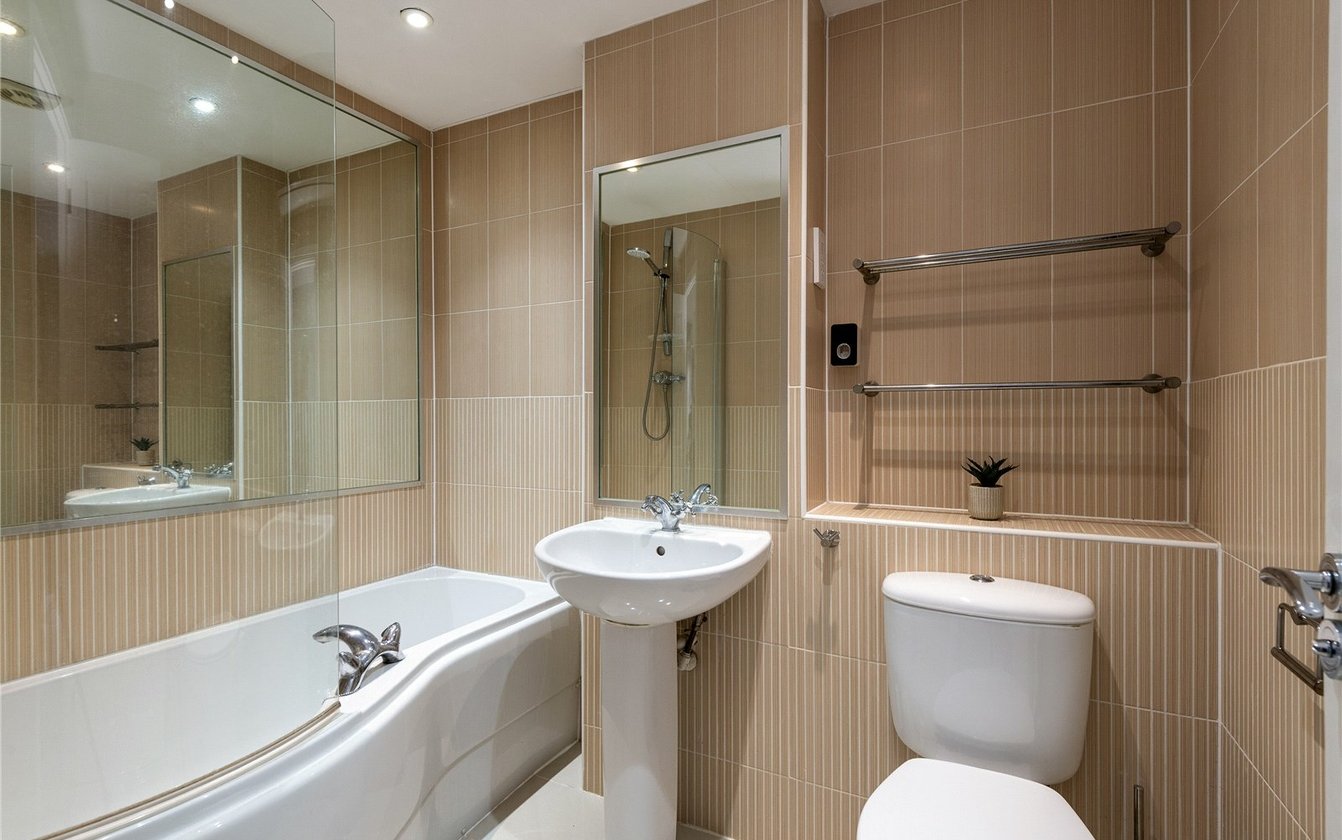 Easton Drive, Sittingbourne, ME10, 4756, image-8 - Quealy & Co