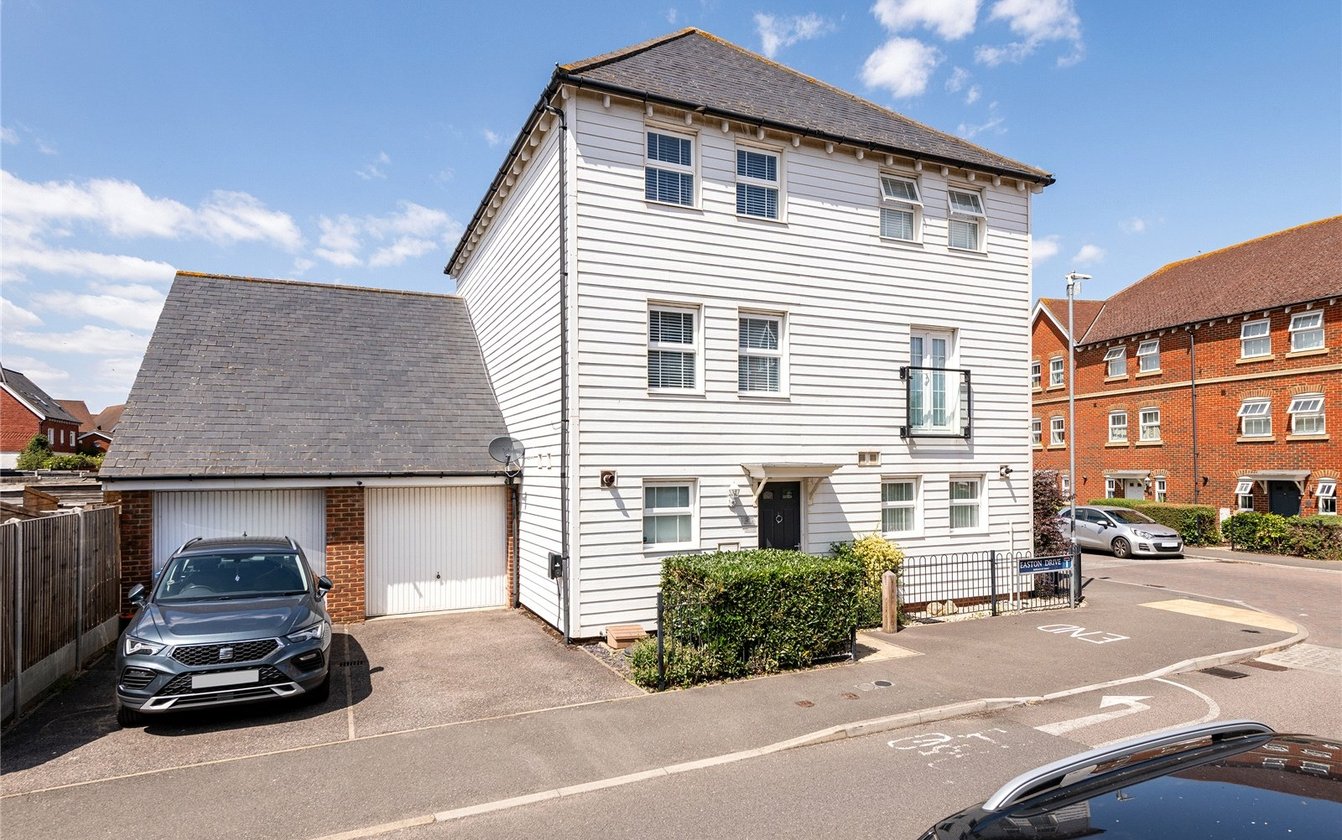 Easton Drive, Sittingbourne, ME10, 4756, image-1 - Quealy & Co