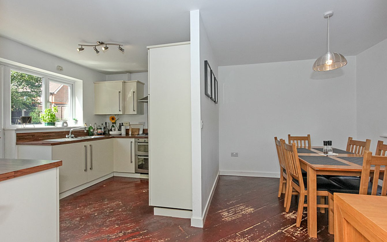 Crossways, Sittingbourne, Kent, ME10, 4763, image-16 - Quealy & Co