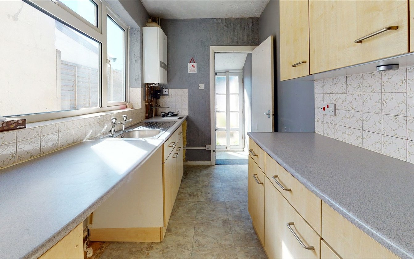 Saxton Street, Gillingham, Kent, ME7, 4820, image-9 - Quealy & Co