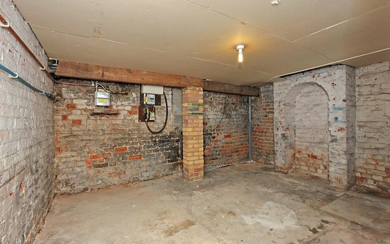 Saxton Street, Gillingham, Kent, ME7, 4820, image-13 - Quealy & Co