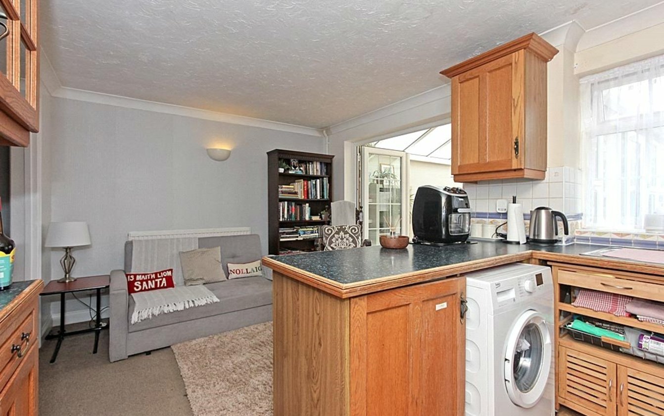 3 Bedroom house for sale in Walsby Drive, Kemsley, Sittingbourne, Kent