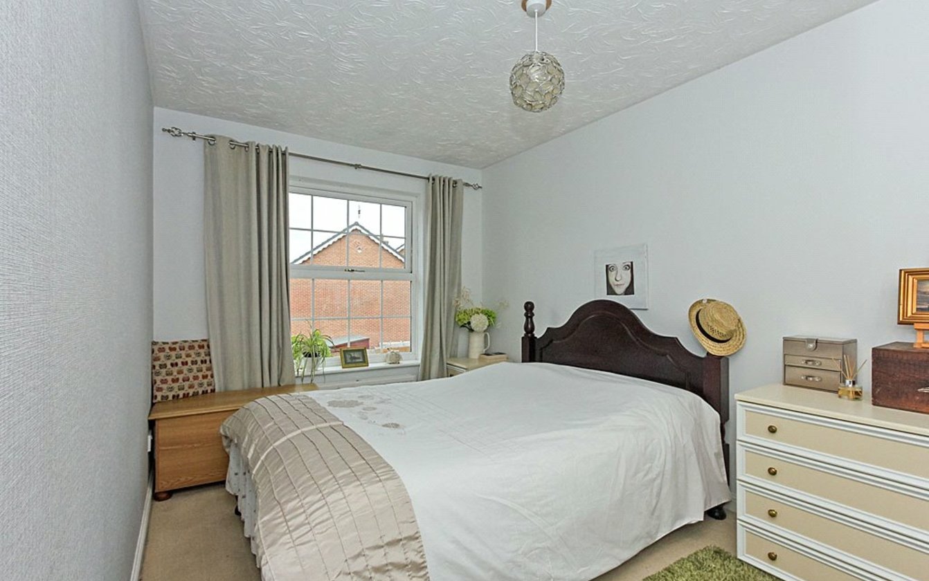 3 Bedroom house for sale in Walsby Drive, Kemsley, Sittingbourne, Kent