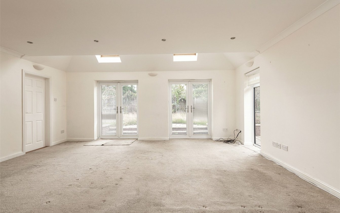 2 Bedroom bungalow for sale in Blandford Gardens, Sittingbourne, ME10