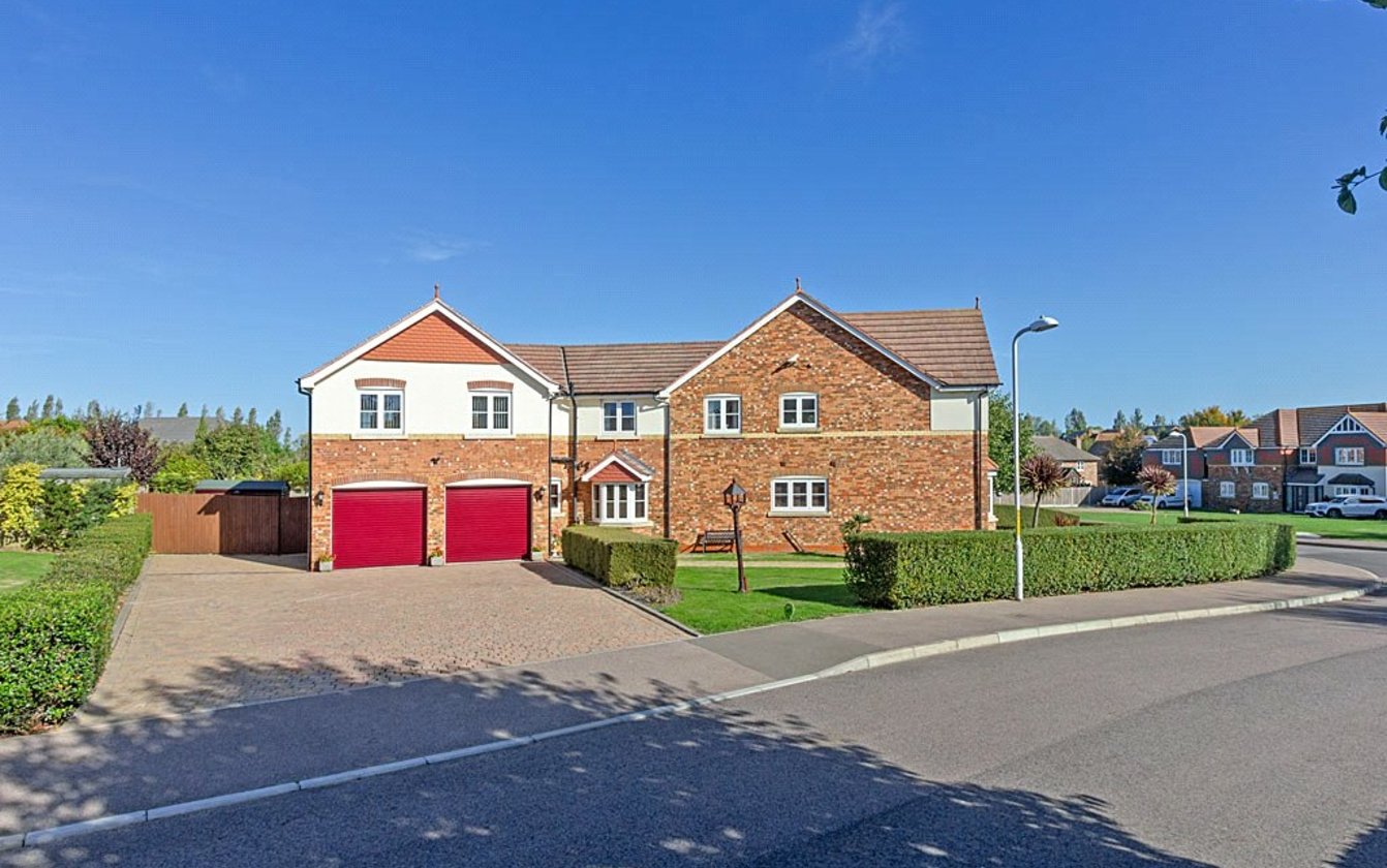 5 Bedroom house for sale in Oak Tree Close, Eastchurch, Sheerness, Kent