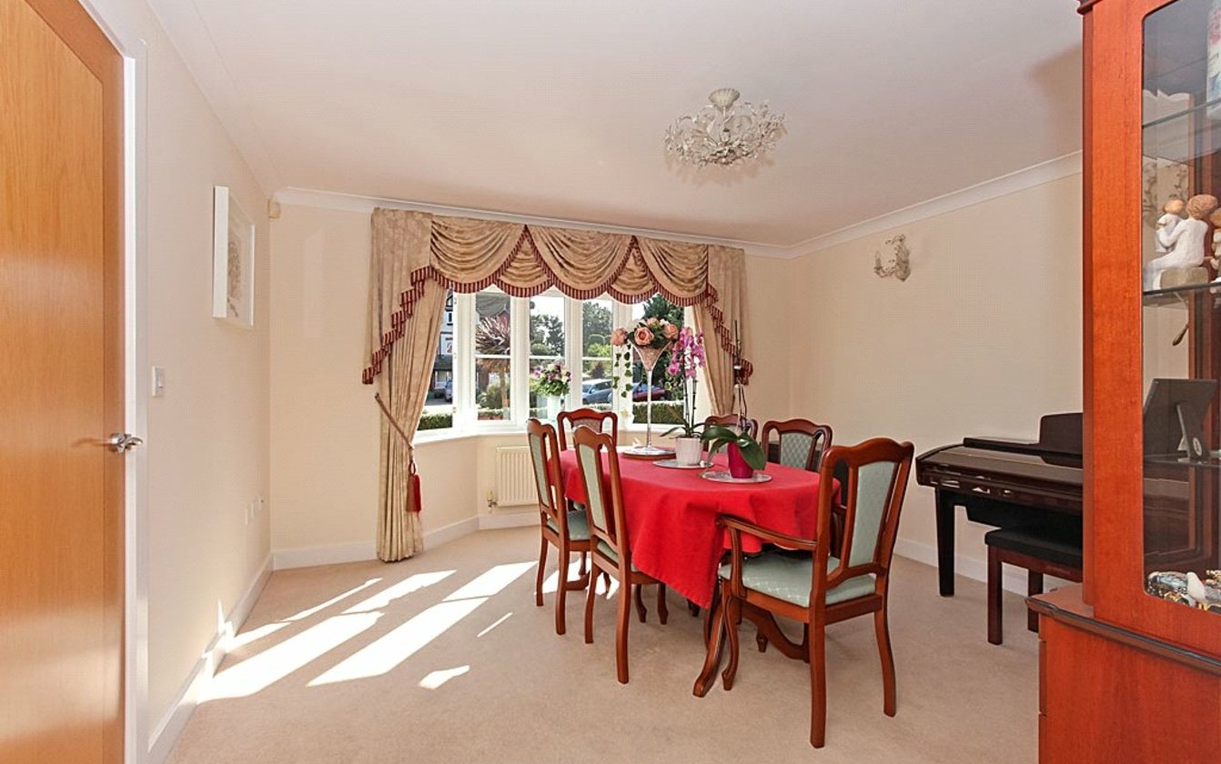 Oak Tree Close, Eastchurch, Sheerness, Kent, ME12, 4911, image-9 - Quealy & Co