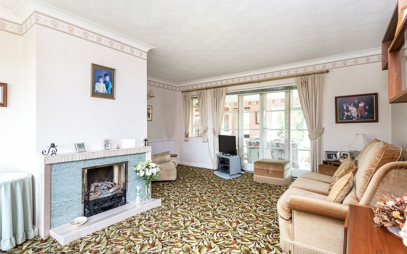 3 Bedroom bungalow for sale in Milstead, Sittingbourne, Kent, ME9 Quealy & Co