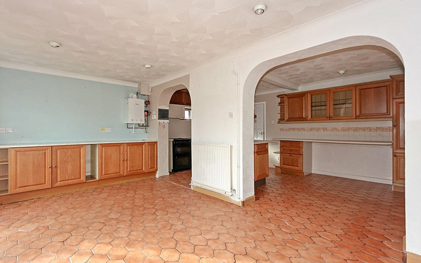 3 Bedroom house for sale in Peregrine Drive, Sittingbourne, ME10