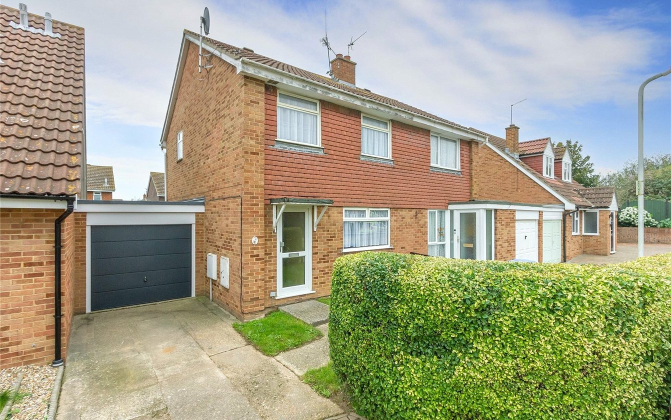 3 Bedroom house for sale in Challenger Close, Sittingbourne, Kent, ME10