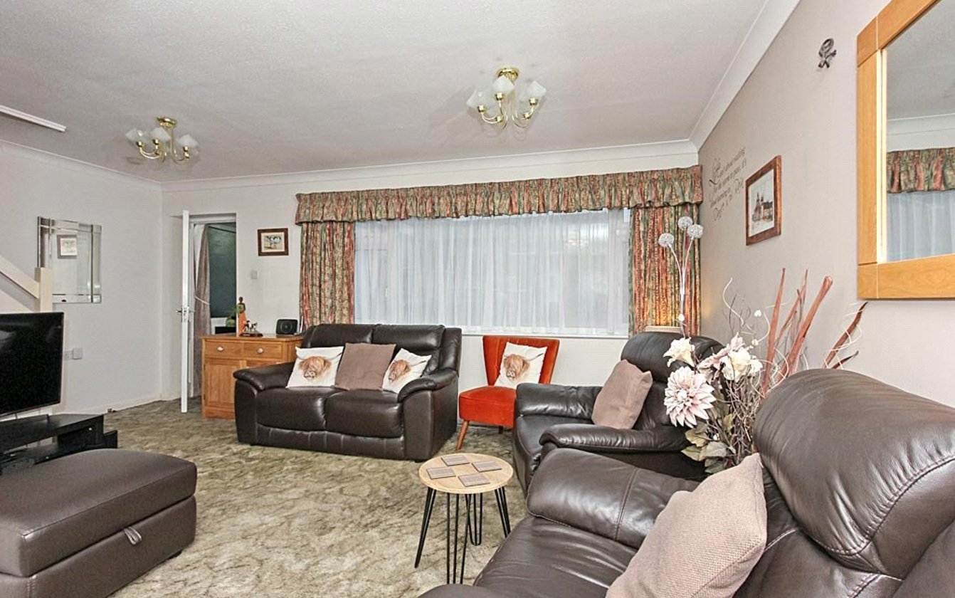 Long Catlis Road, Gillingham, Kent, ME8, 4942, image-3 - Quealy & Co