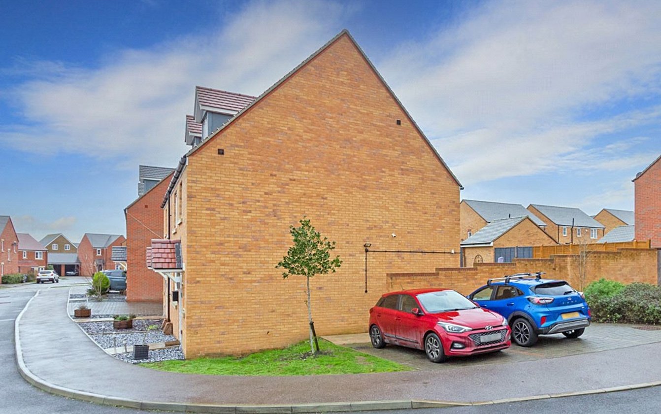 Green Oak Crescent, Iwade, Sittingbourne, Kent, ME9, 4996, image-20 - Quealy & Co