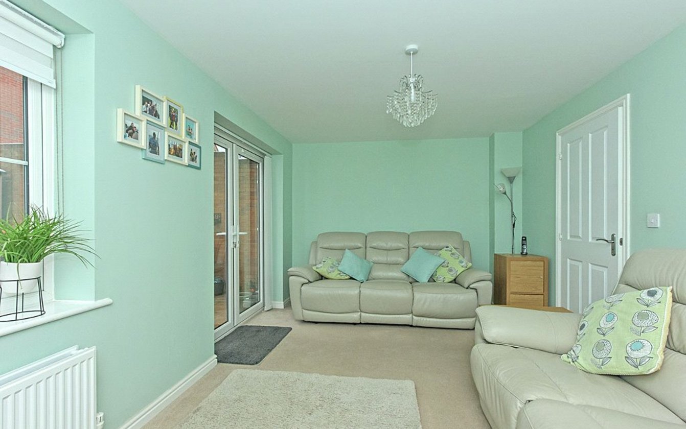 Green Oak Crescent, Iwade, Sittingbourne, Kent, ME9, 4996, image-3 - Quealy & Co