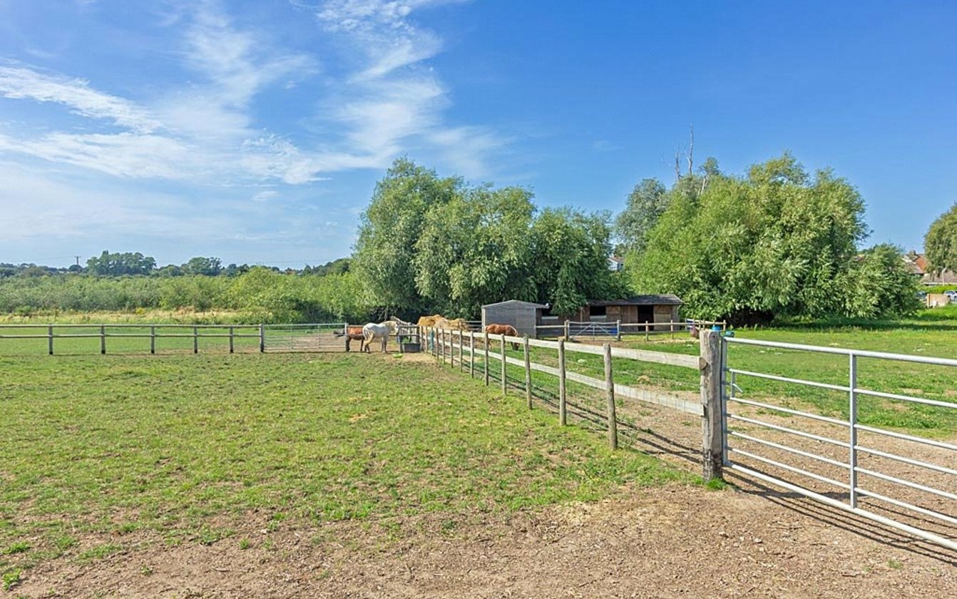 School Lane, Lower Halstow, Sittingbourne, Kent, ME9, 5018, image-20 - Quealy & Co