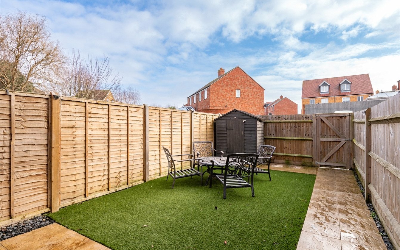 Peach Blossom Drive, Iwade, Sittingbourne, Kent, ME9, 5045, image-7 - Quealy & Co