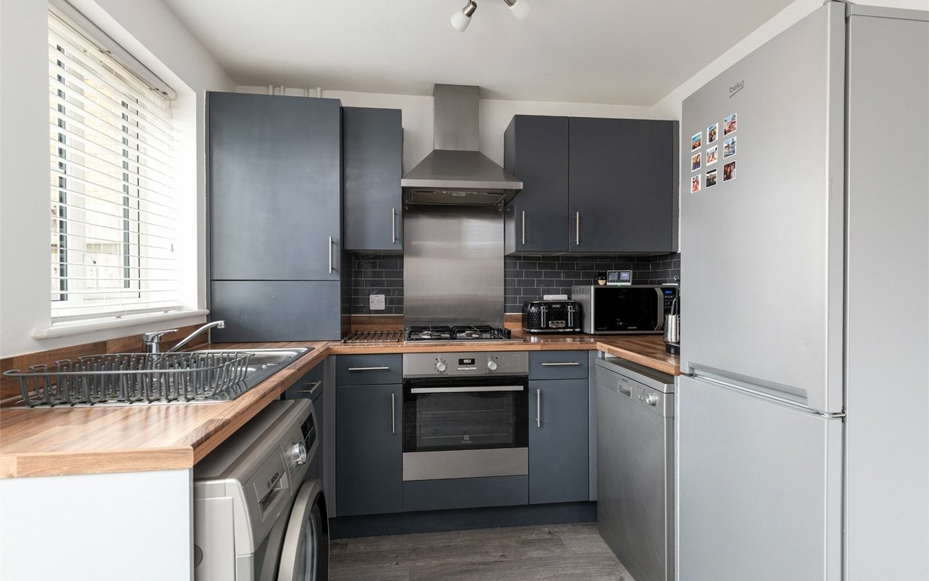 Peach Blossom Drive, Iwade, Sittingbourne, Kent, ME9, 5045, image-3 - Quealy & Co