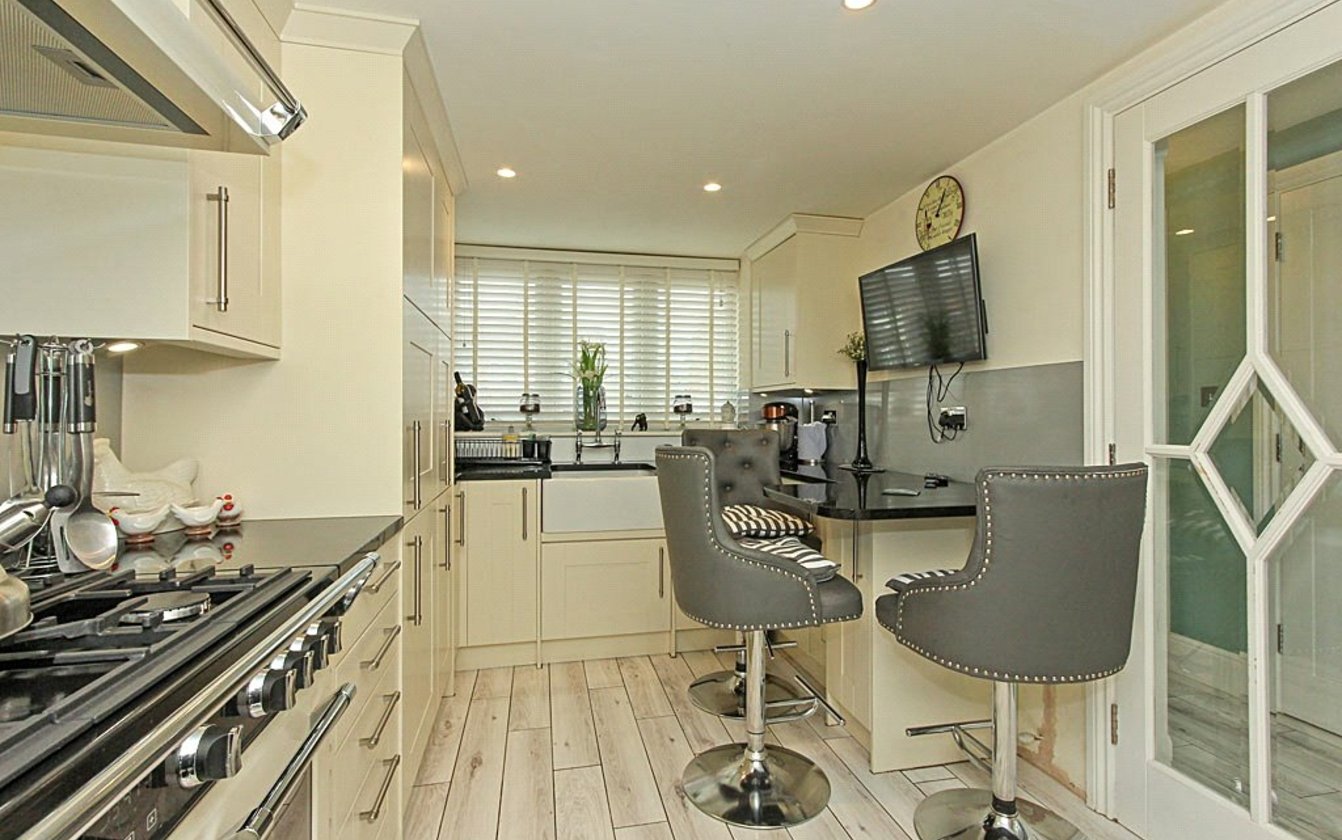Bradfield Avenue, Teynham, Sittingbourne, ME9, 5084, image-9 - Quealy & Co