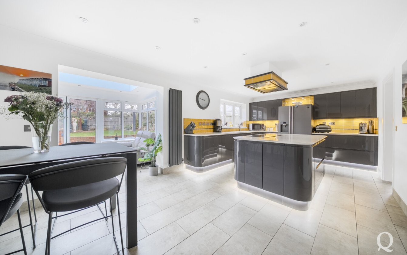 Hustlings Drive, Eastchurch, Sheerness, Kent, ME12, 5101, image-2 - Quealy & Co