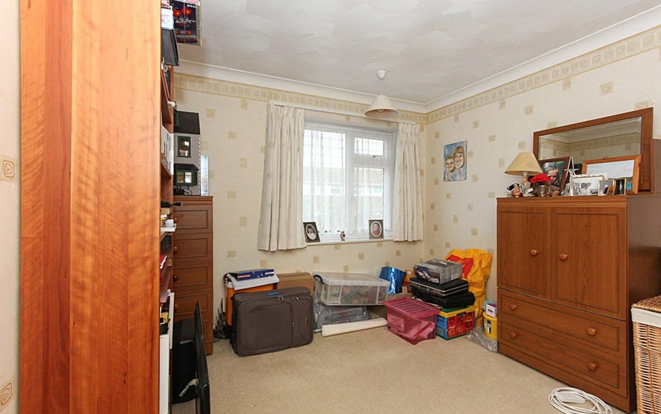 3 Bedroom house for sale in Chatsworth Drive, Sittingbourne, Kent, ME10