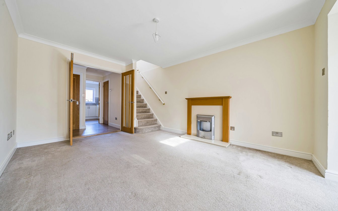 Farm Crescent, Sittingbourne, Kent, ME10, 5113, image-3 - Quealy & Co