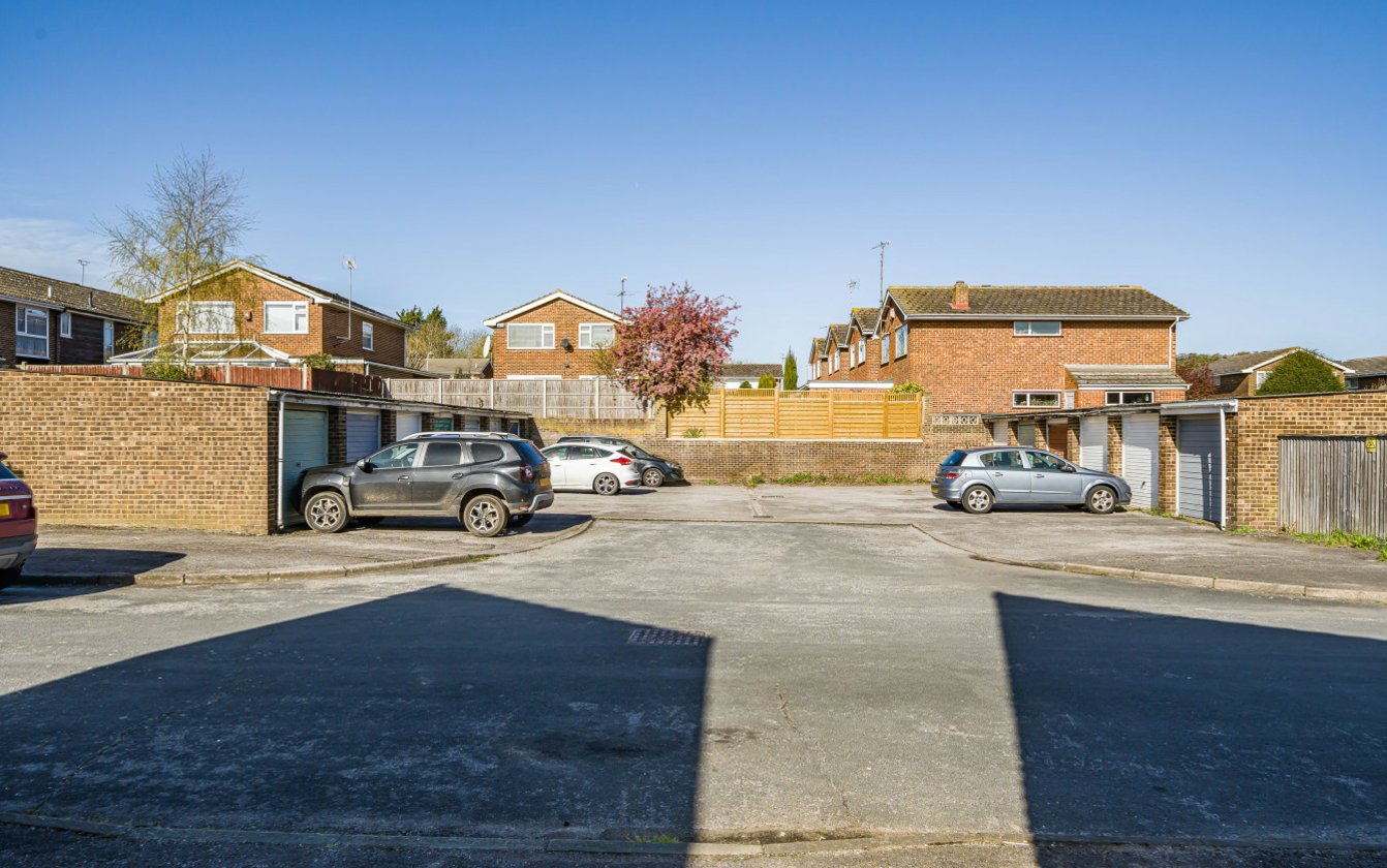 Farm Crescent, Sittingbourne, Kent, ME10, 5113, image-35 - Quealy & Co