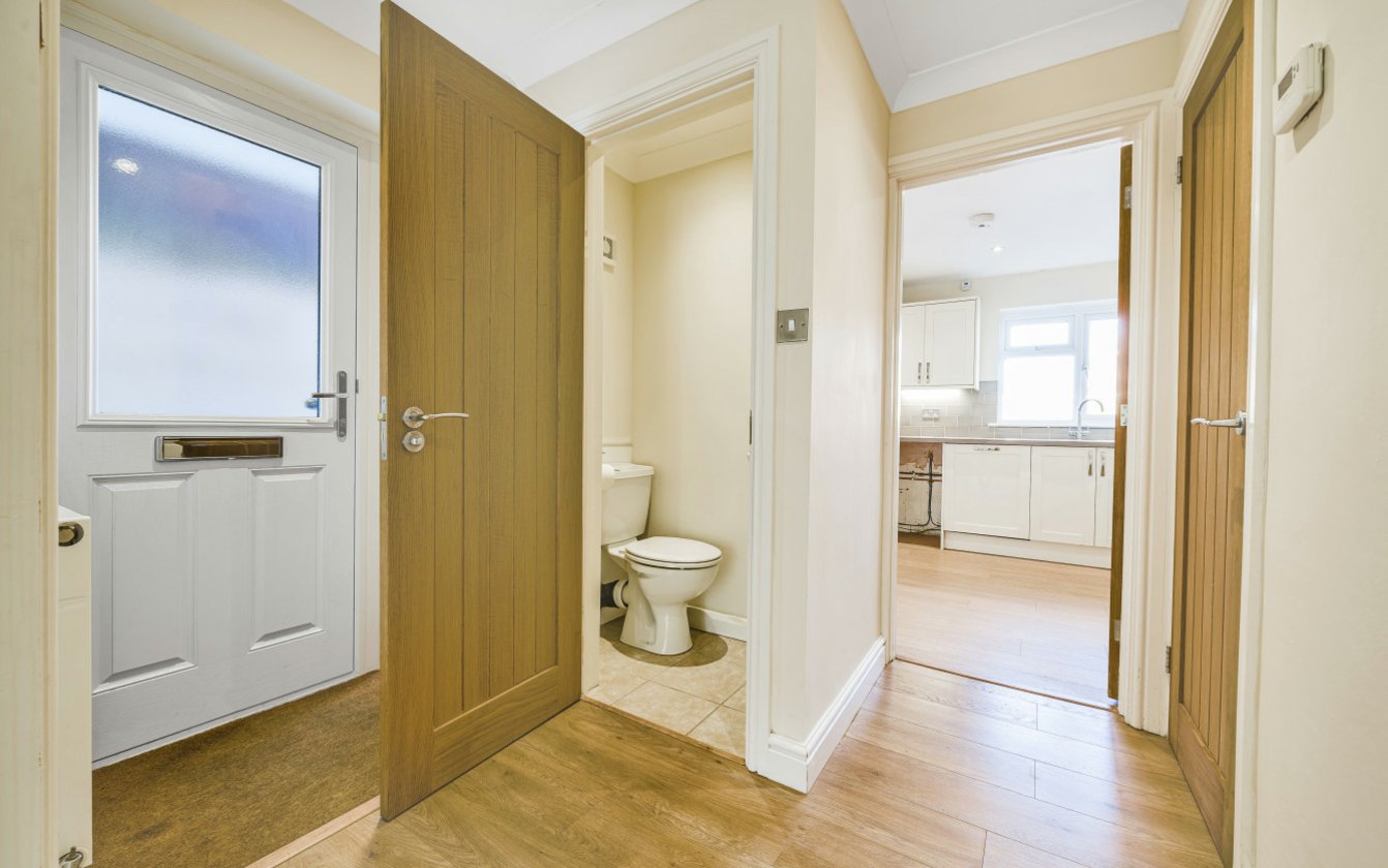 Farm Crescent, Sittingbourne, Kent, ME10, 5113, image-10 - Quealy & Co