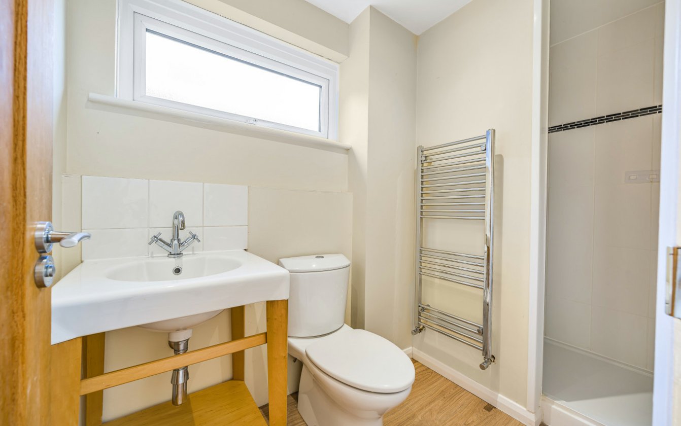 Farm Crescent, Sittingbourne, Kent, ME10, 5113, image-20 - Quealy & Co