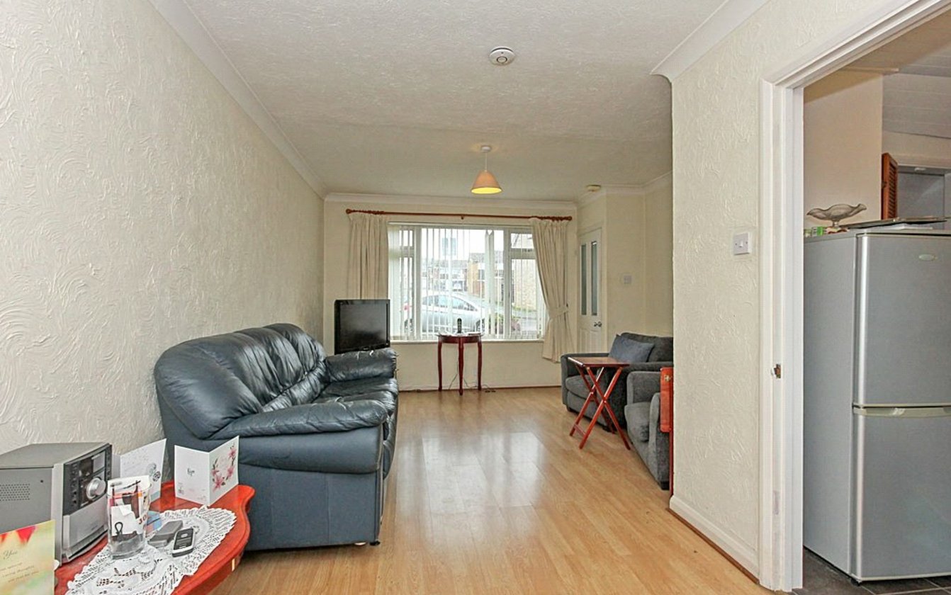 2 Bedroom house for sale in Simpson Road, Sittingbourne, Kent, ME10