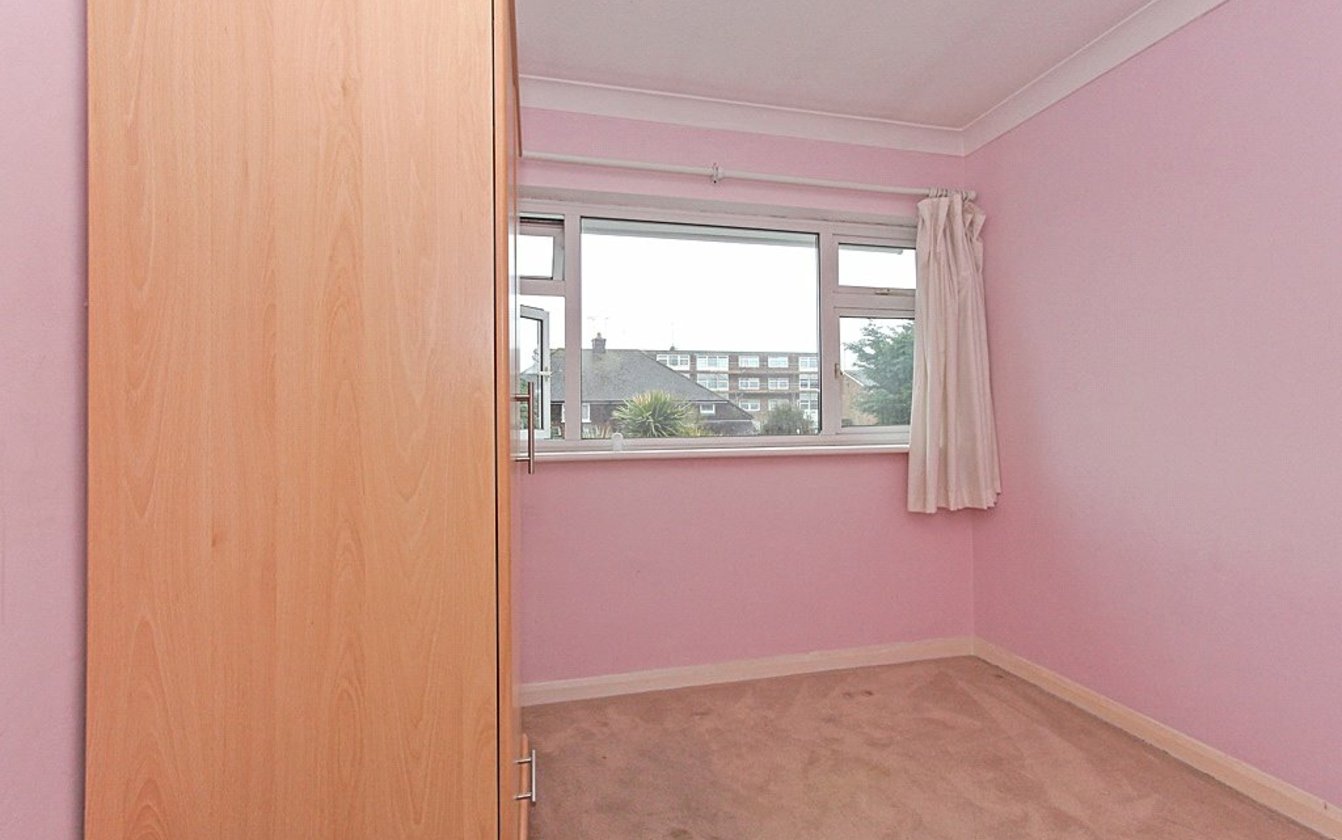 2 Bedroom house for sale in Simpson Road, Sittingbourne, Kent, ME10