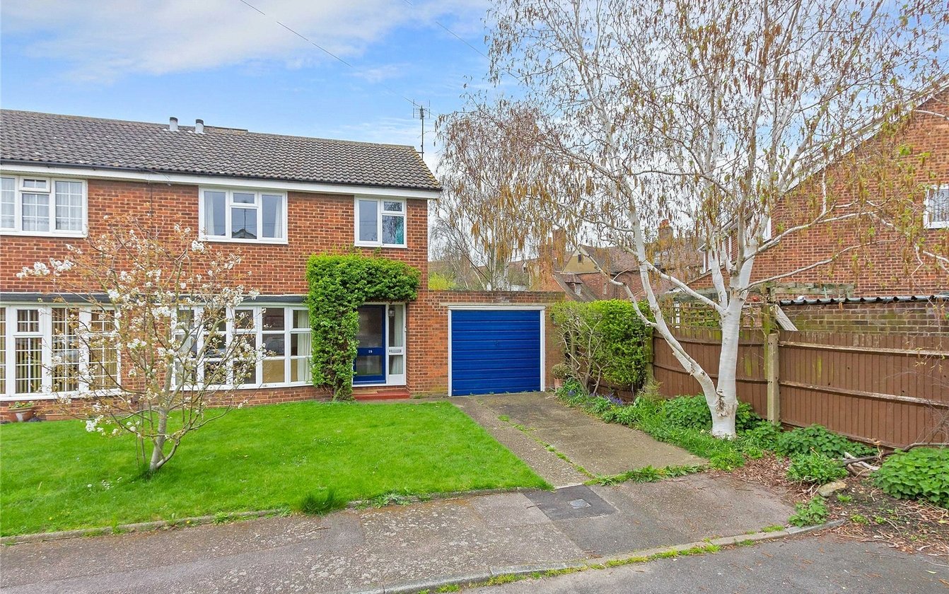 3 Bedroom house for sale in Hall Close, Sittingbourne, Kent, ME10