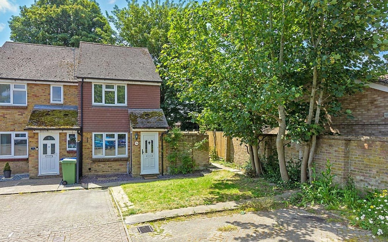 Mountview, Borden, Sittingbourne, Kent, ME9, 5146, image-1 - Quealy & Co