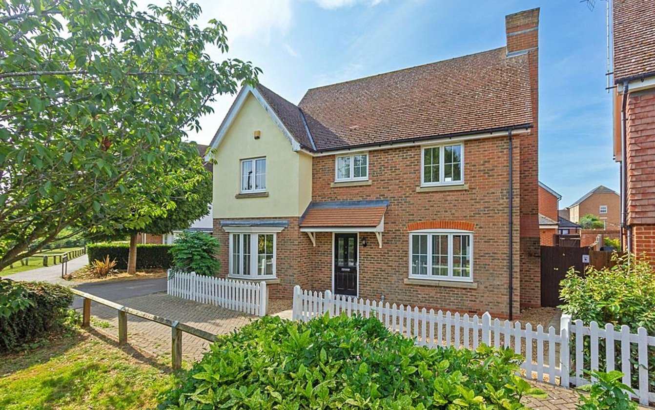 Meadowsweet Walk, Sittingbourne, Kent, ME10, 5151, image-1 - Quealy & Co