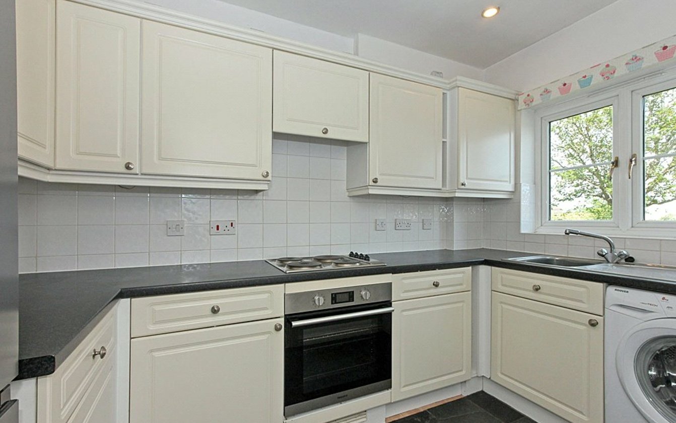 Scoones Close, Bapchild, Sittingbourne, Kent, ME9, 5152, image-3 - Quealy & Co