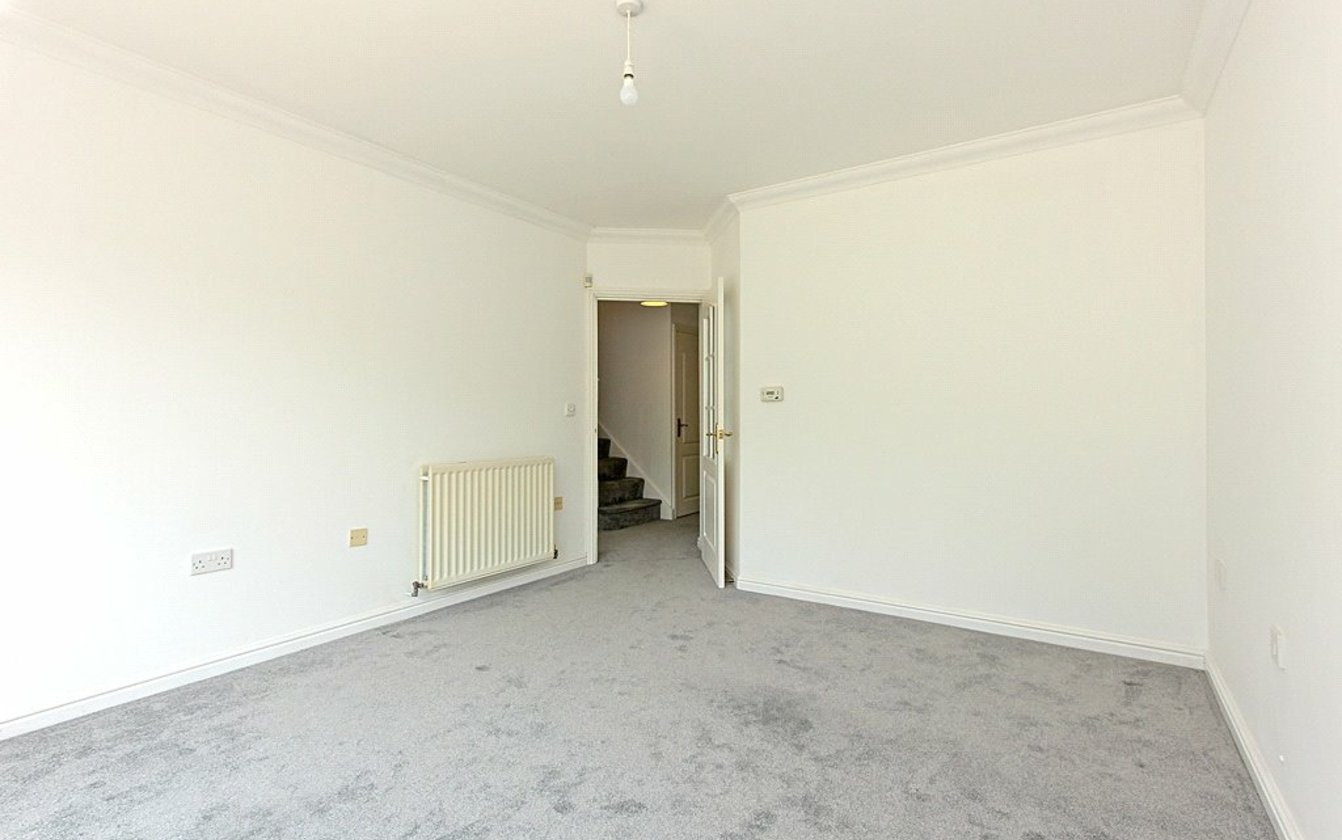 Scoones Close, Bapchild, Sittingbourne, Kent, ME9, 5152, image-6 - Quealy & Co