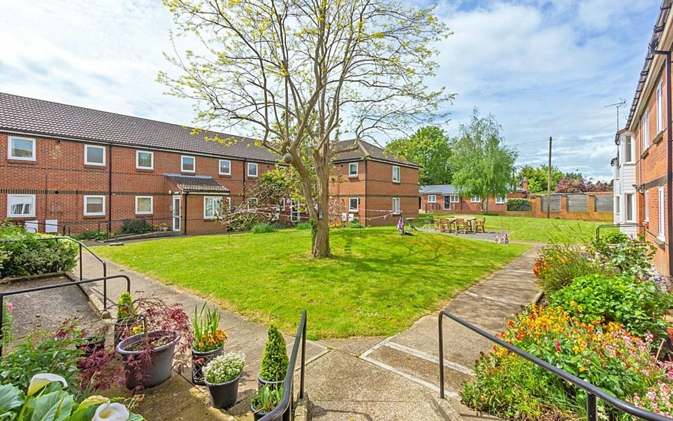 Guardian Court, Rainham, Gillingham, Kent, ME8, 5174, image-13 - Quealy & Co