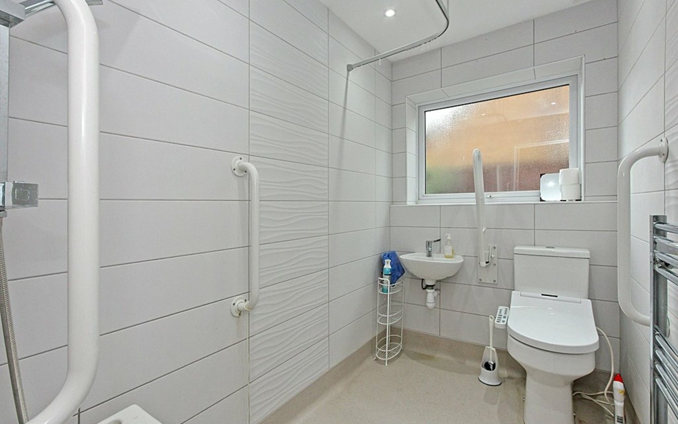 Godwin Close, Kemsley, Sittingbourne, Kent, ME10, 5191, image-6 - Quealy & Co