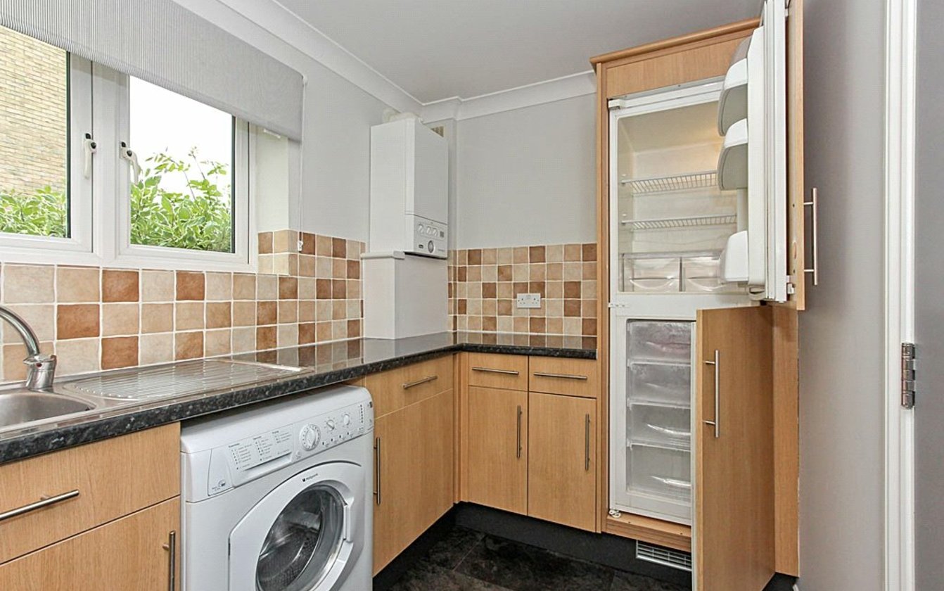 Church Street, Milton Regis, Sittingbourne, Kent, ME10, 5211, image-11 - Quealy & Co