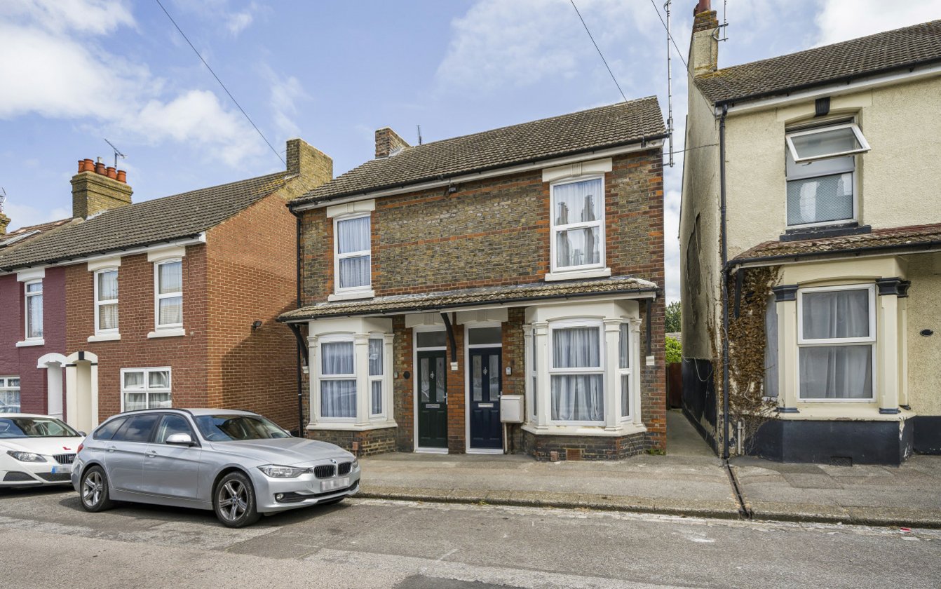 Victoria Road, Sittingbourne, Kent, ME10, 5214, image-18 - Quealy & Co