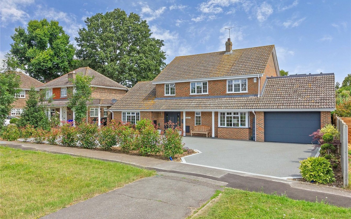 Woodcourt Close, Sittingbourne, ME10, 5280, image-1 - Quealy & Co