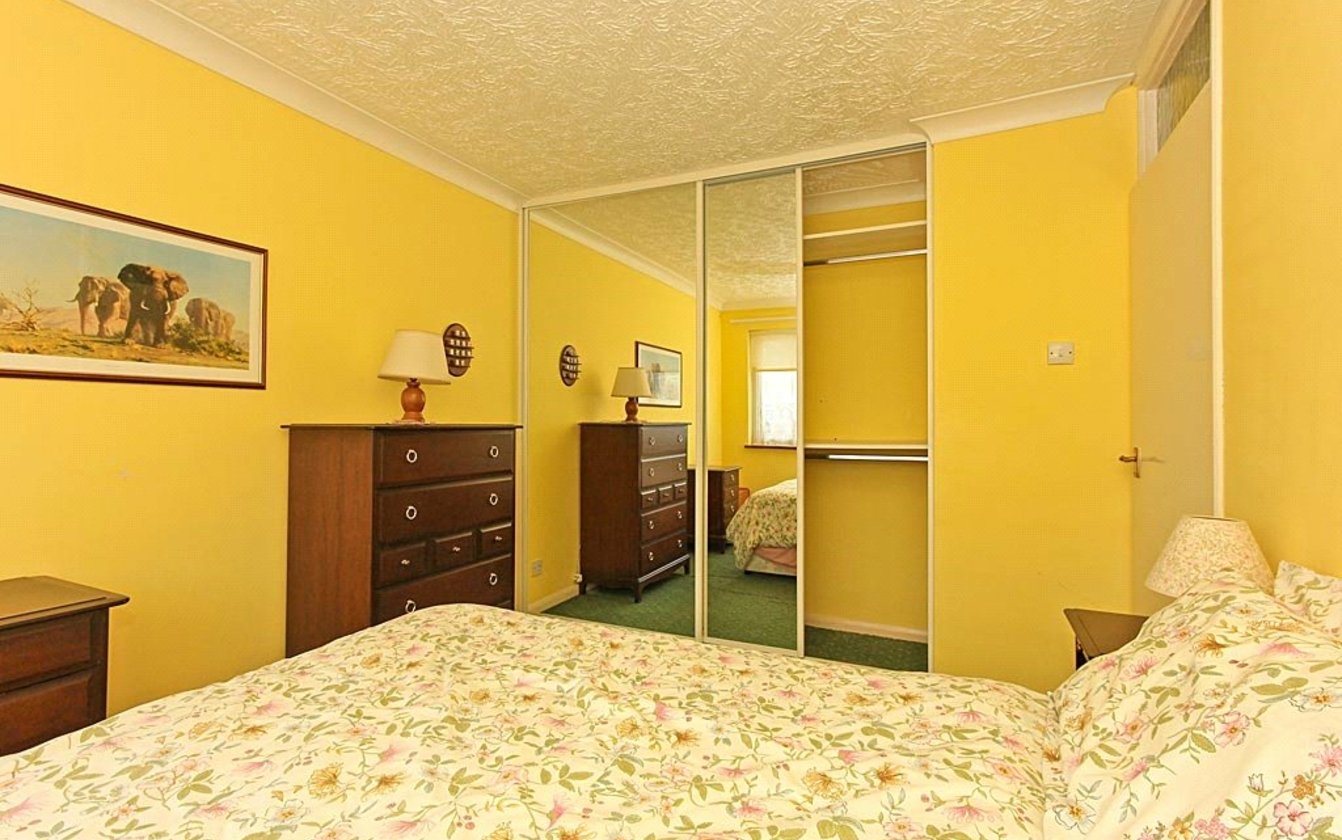 3 Bedroom house for sale in Honeyball Walk, Teynham, Sittingbourne