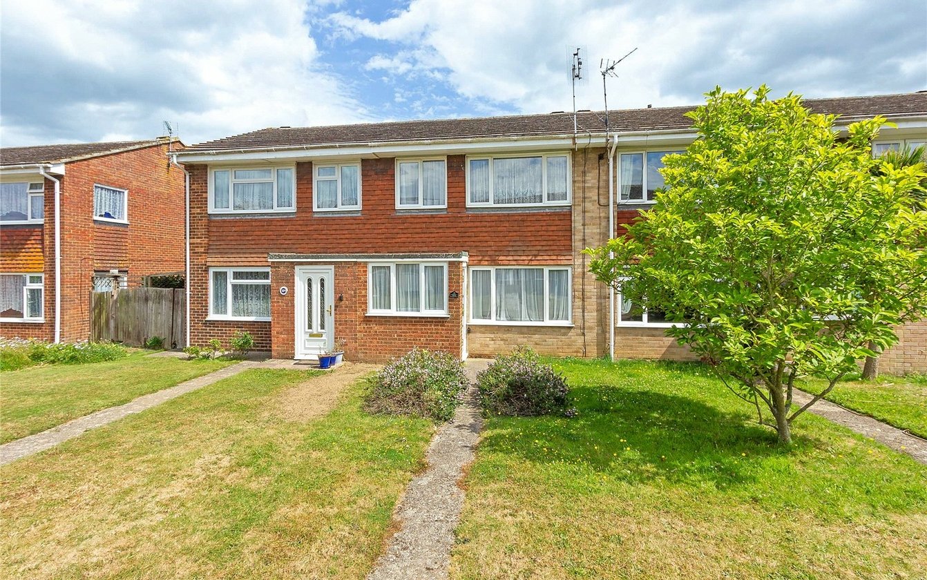 3 Bedroom house for sale in Honeyball Walk, Teynham, Sittingbourne