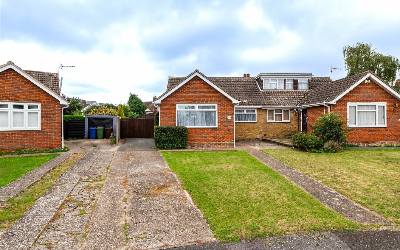 Warwick Crescent, Sittingbourne, Kent, ME10, 5306, image-1 - Quealy & Co