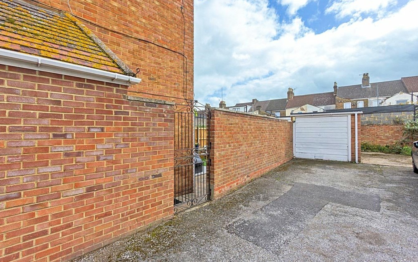 Periwinkle Close, Sittingbourne, Kent, ME10, 5390, image-15 - Quealy & Co