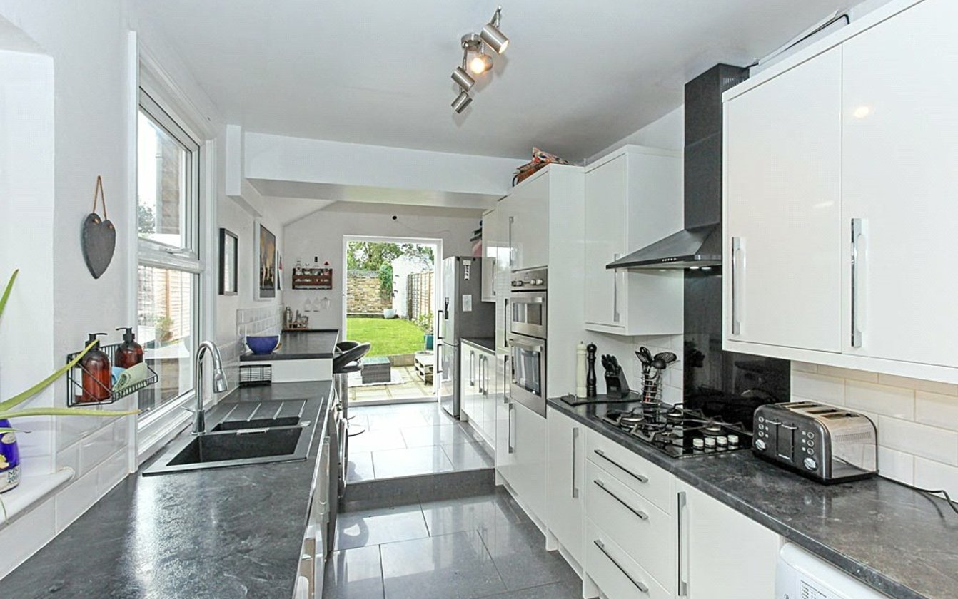 Valenciennes Road, Sittingbourne, Kent, ME10, 5395, image-3 - Quealy & Co