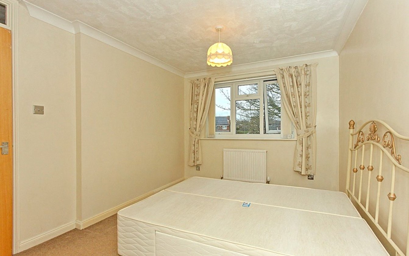 Beauvoir Drive, Kemsley, Sittingbourne, Kent, ME10, 5525, image-7 - Quealy & Co