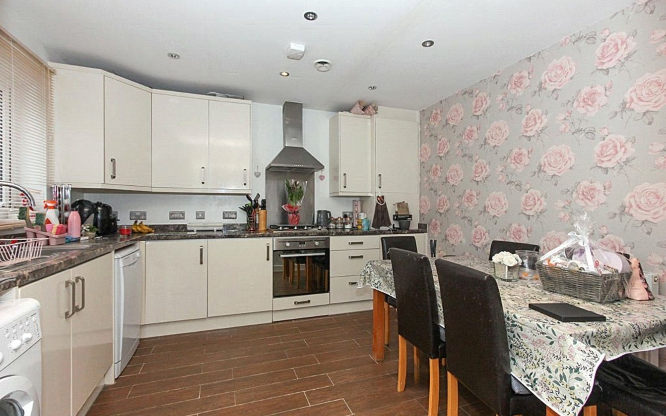 Bale Grove, Kemsley, Sittingbourne, Kent, ME10, 5557, image-2 - Quealy & Co