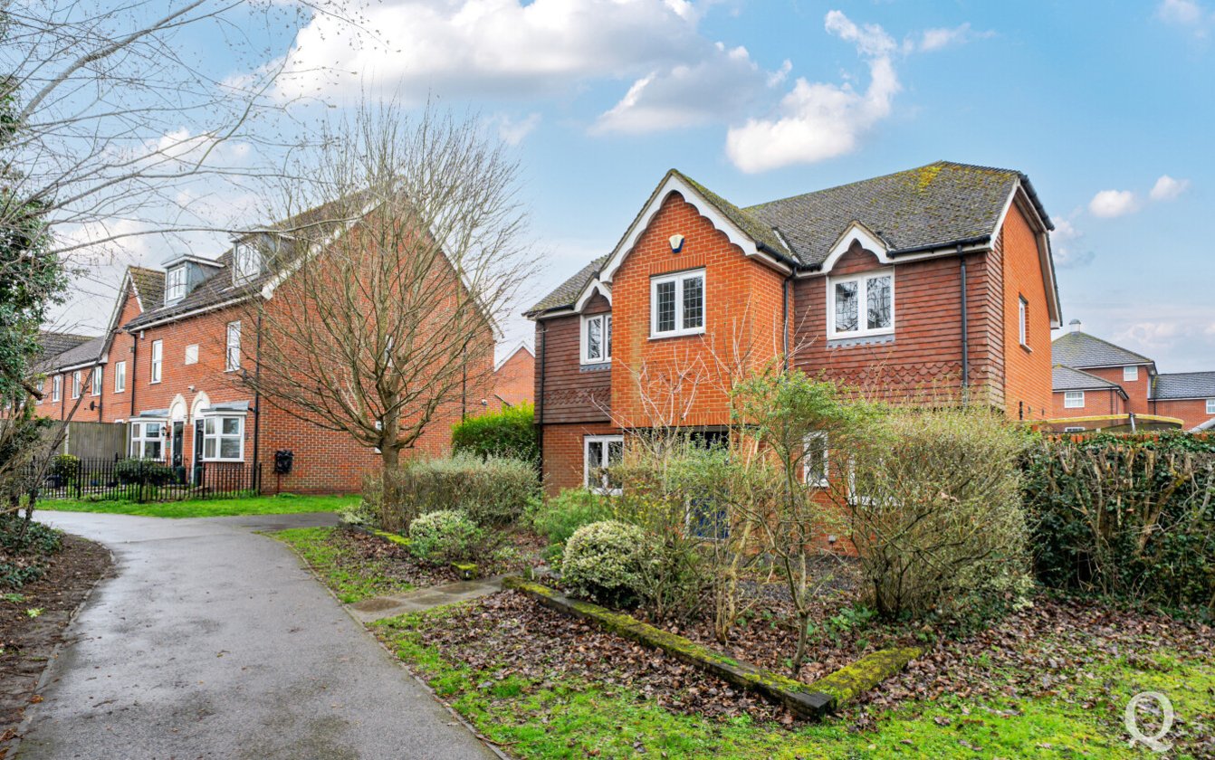 Snowdrop Walk, Sittingbourne, Kent, ME10, 5559, image-1 - Quealy & Co