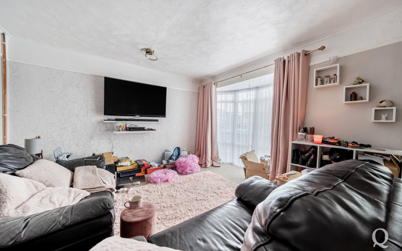 Emerald View, Warden, Sheerness, Kent, ME12, 5666, image-4 - Quealy & Co