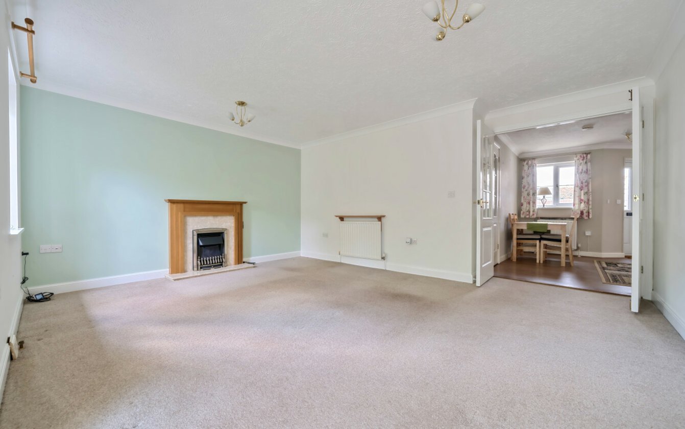 Mansfield Drive, Iwade, Sittingbourne, Kent, ME9, 5753, image-10 - Quealy & Co